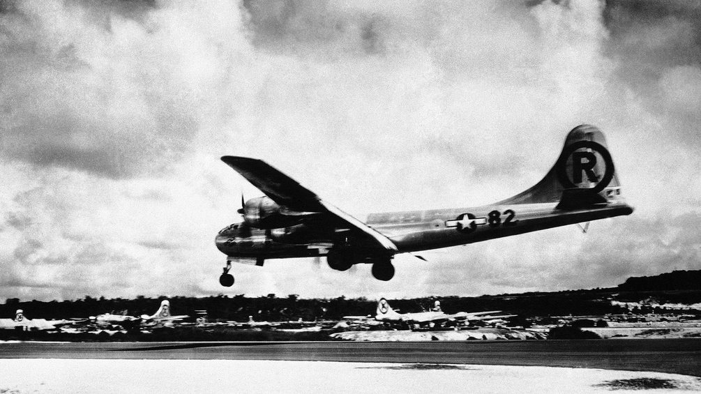 B-29-Bomber "Enola Gay"