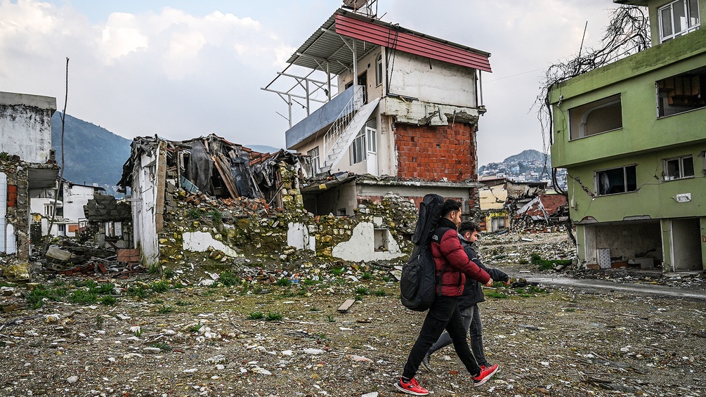 Türkei: Vom Erdbeben beschädigte Häuser