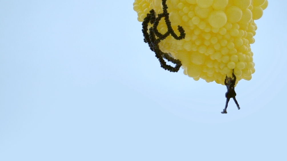 Stefan Sagmeister fliegt mit Luftballons