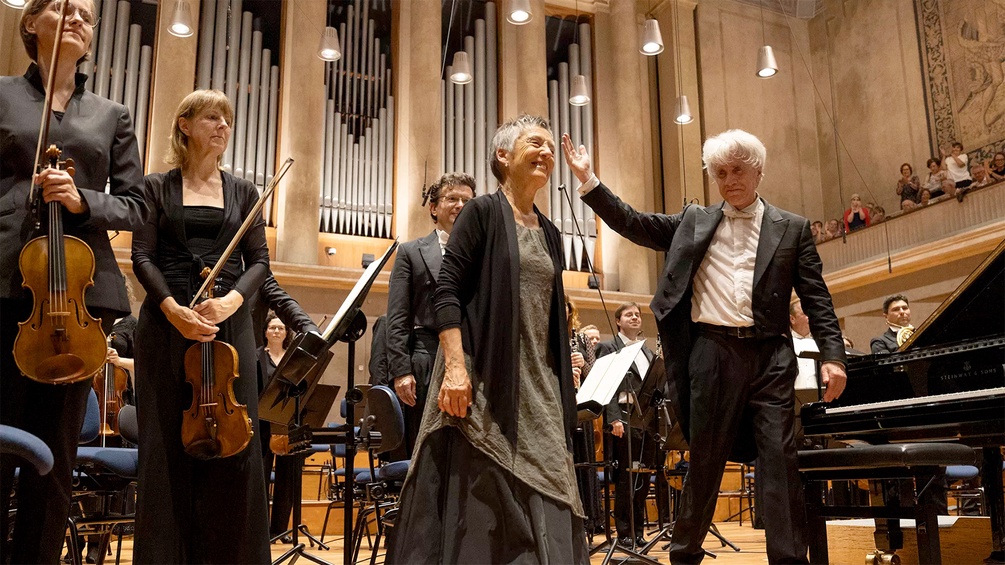 Symphonieorchester des Bayerischen Rundfunks, Dirigent: Giovanni Antonini; Maria Joao Pires, Klavier