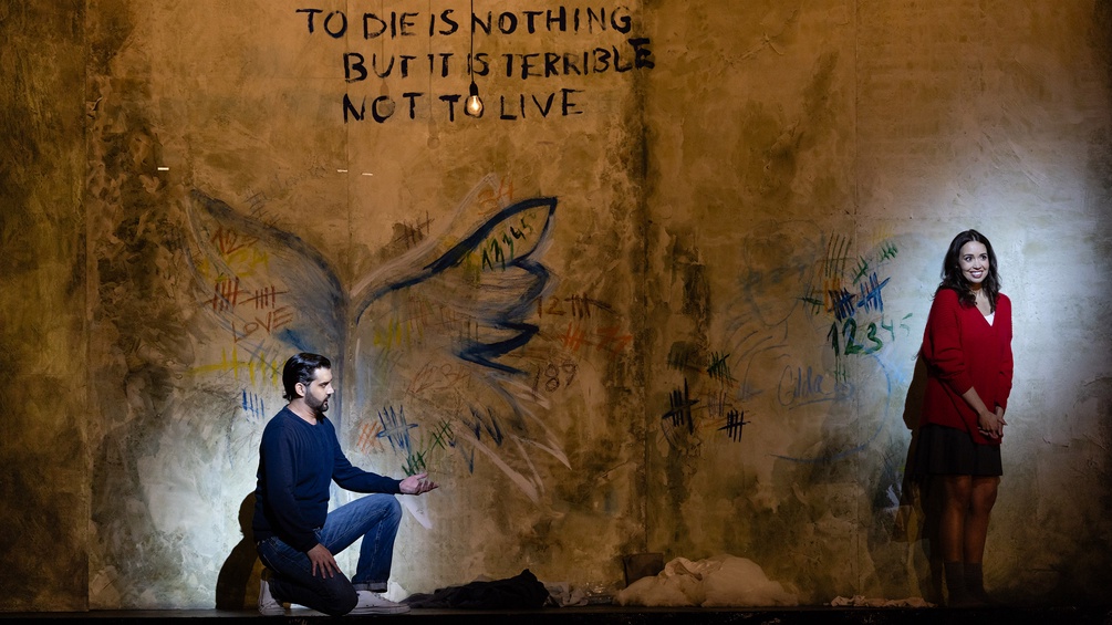 Giuseppe Verdi: "Rigoletto" in München mit Bekhzod Davronov
