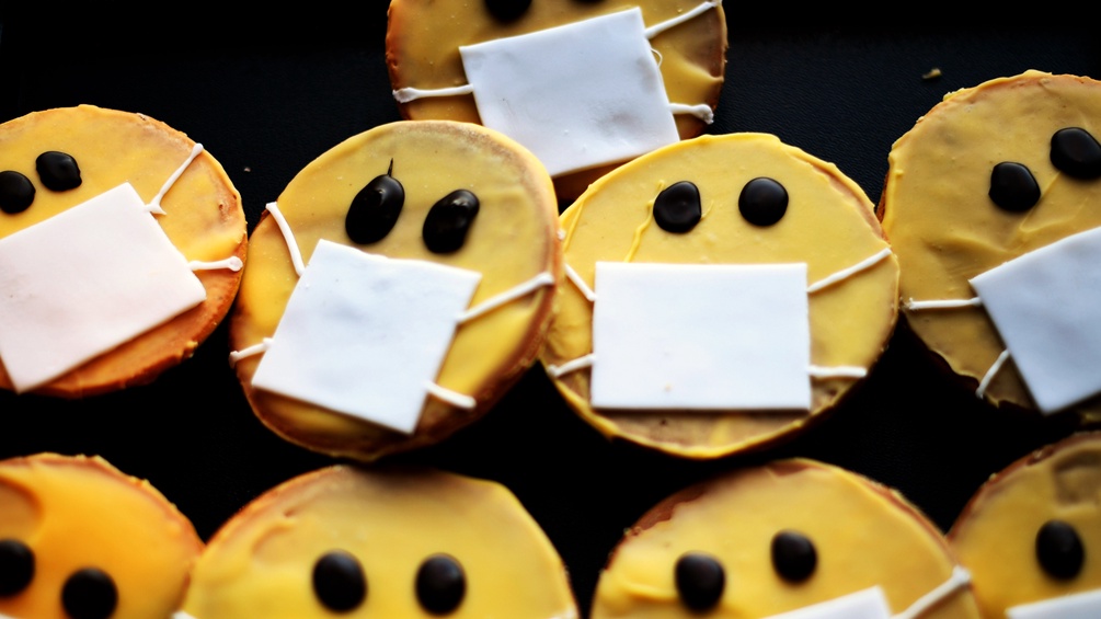 Smiley Kekse mit Gesichtsmaske