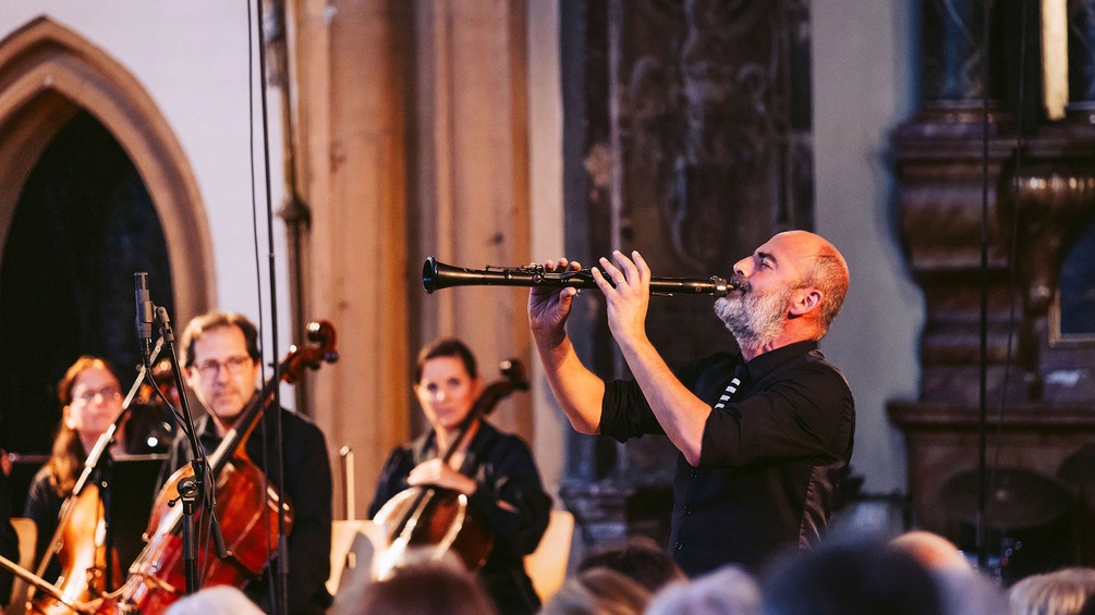 Klarinettist Kinan Azmeh mit den Vienna Classical Players beim Carinthischen Sommer 2026