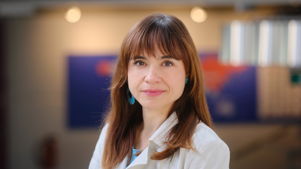 Porträtfoto von Mari Lang