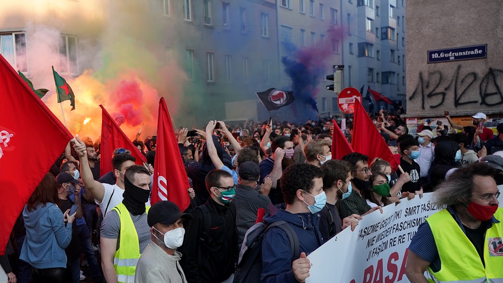 Demonstration in der Gudrunstraße