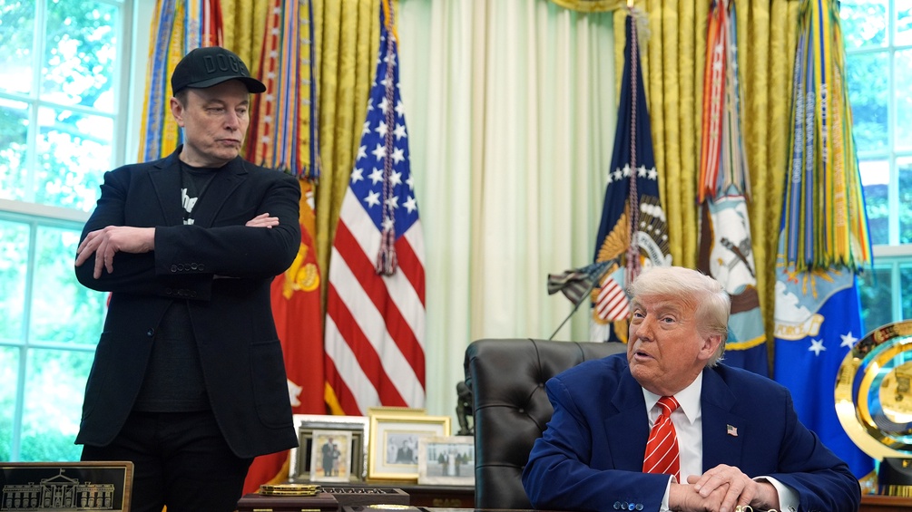 PICTUREDESK.COM/AP/EVAN VUCCI Elon Musk und Donald Trump