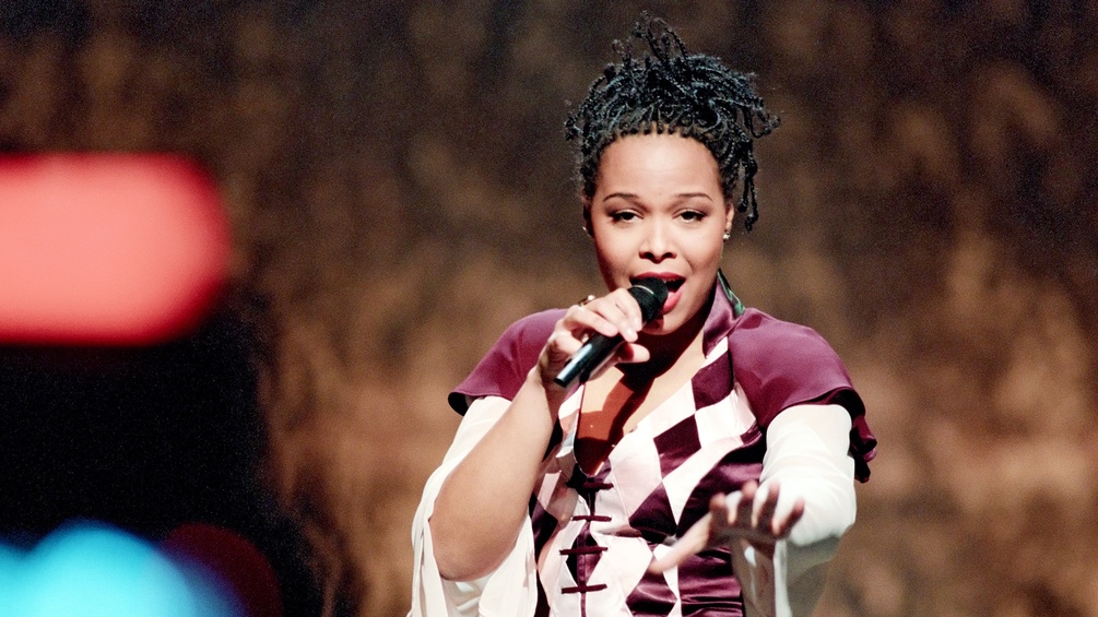 Stella Jones, 1995
