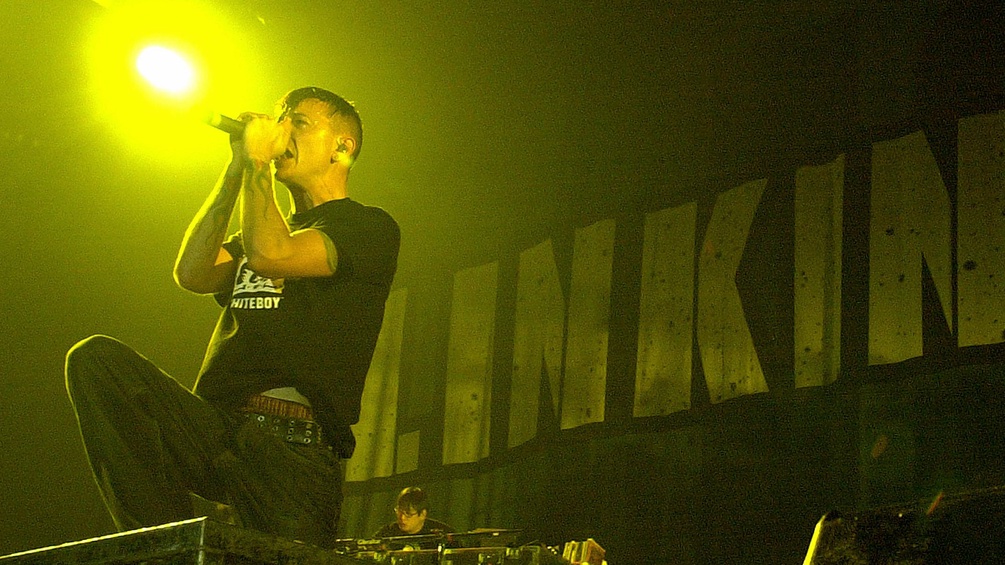 Chester Bennington, Linkin Park 2004