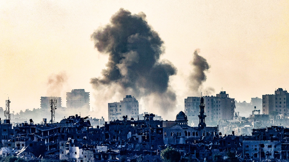 Rauchsäule über Gaza-City