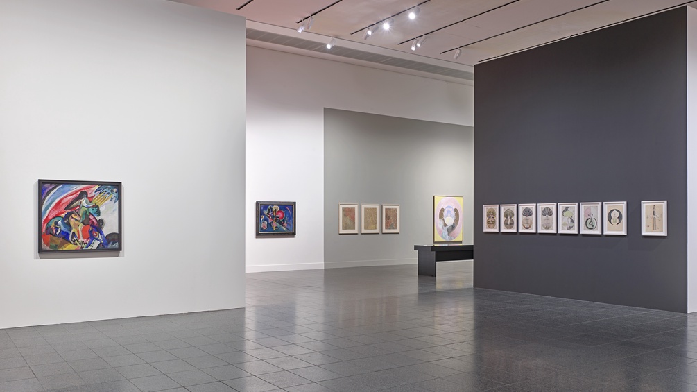 Hilma af Klint und Wasssily Kandinsky, Träume von der Zukunft, Installationsansicht, Kunstsammlung Nordrhein-Westfalen, 2024