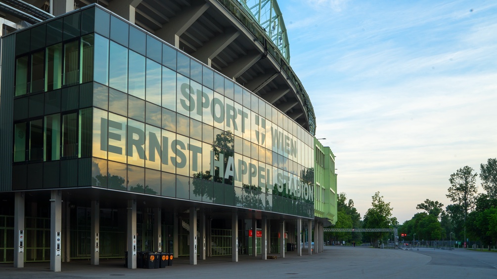Eingang zum Ernst-Happel-Stadion