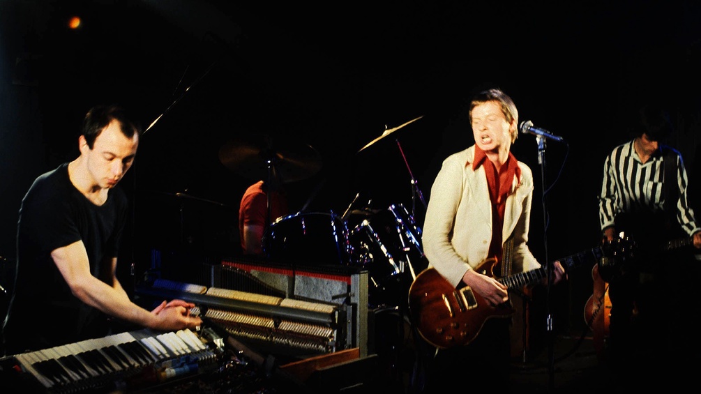 XTC, 1982