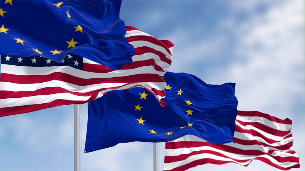 Flaggen Ameria und Europa