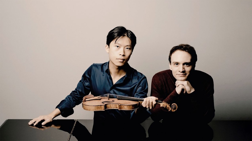 Geiger Kerson Leong und der Pianist Jonathan Fournel