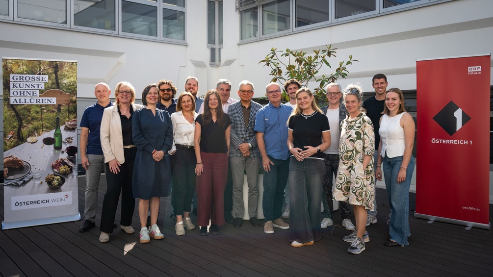 Gruppenfoto der Jury des Ö1 Weins