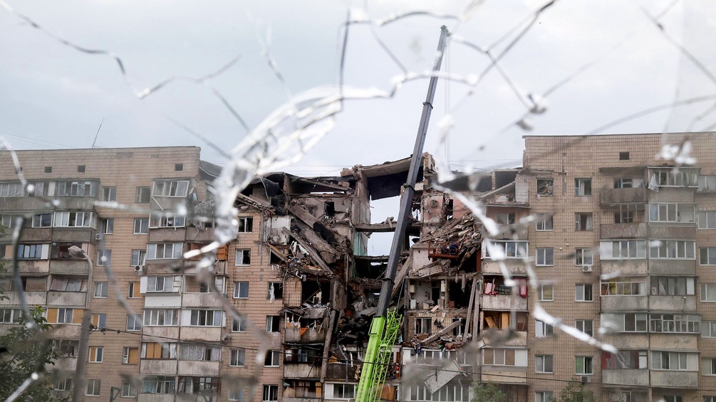Zerbombtes Gebäude in Kiew