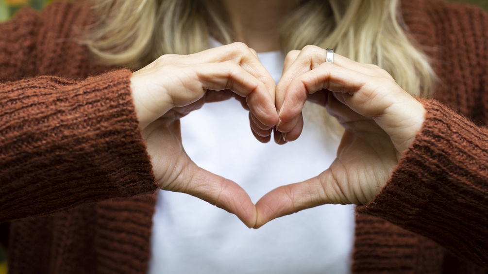 Herz mit Händen geformt