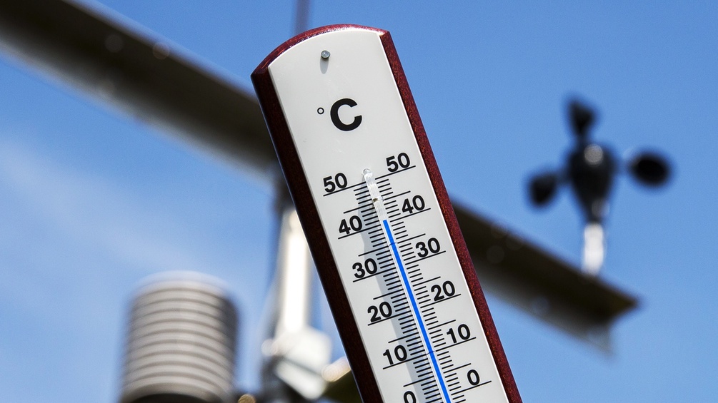 Ein Thermometer zeigt 40 Grad an