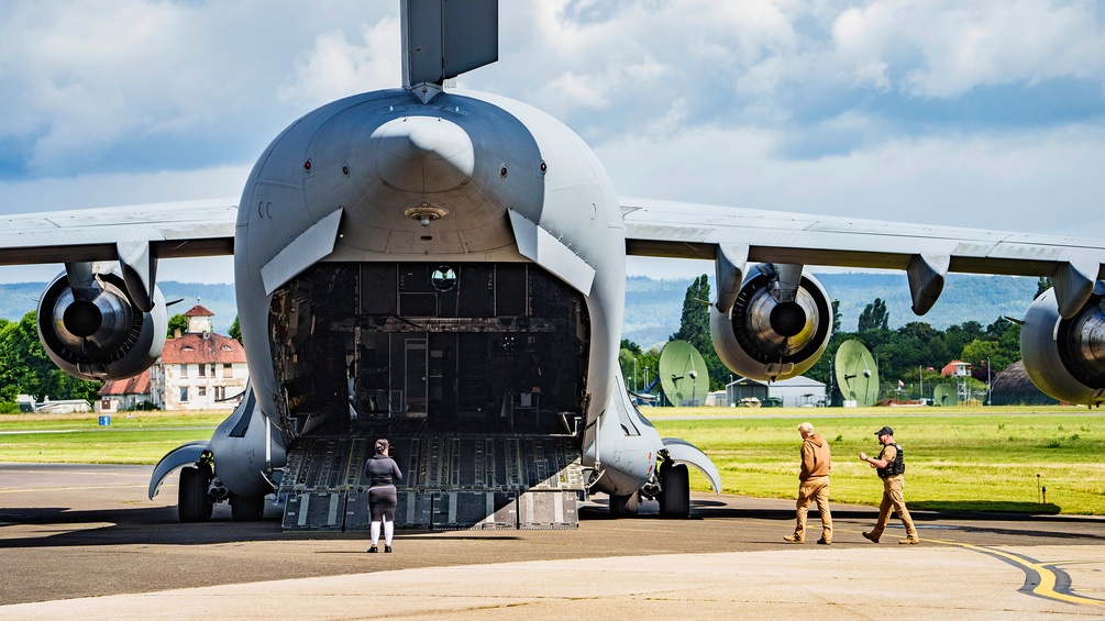 US-Militär-Boeing C-17 Globemaster, Wiesbaden