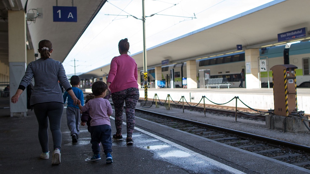 Flüchtlingsfamilie am Westbahnhof