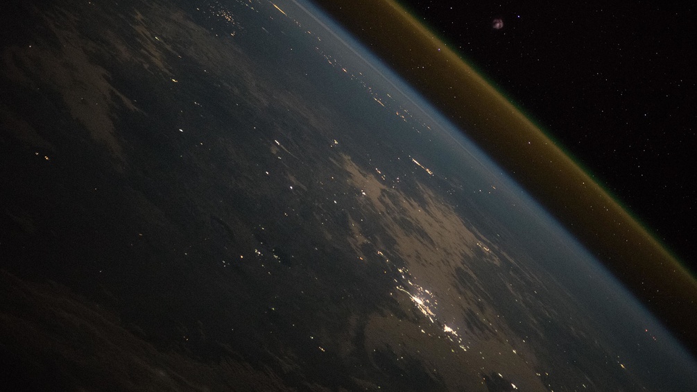 Blick auf die Erde aus dem All