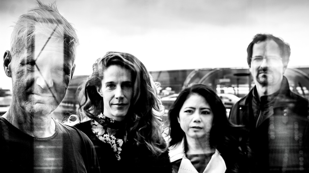 radio.string.quartet