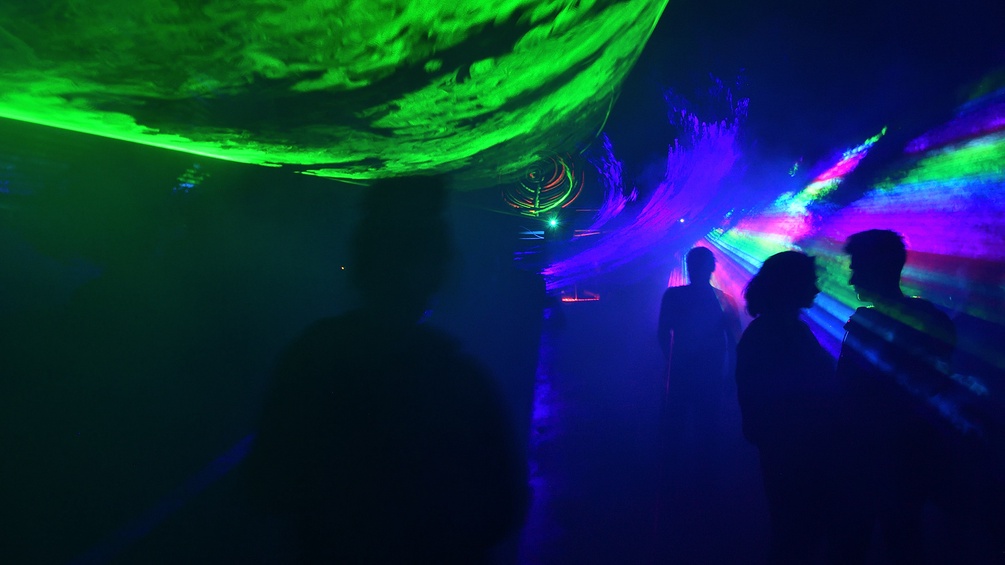 Rave-Party mit Lasershow