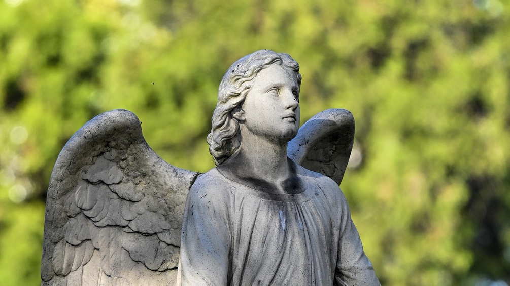 Engel auf dem Friedhof