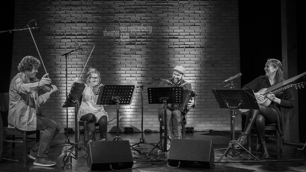 Das Quartett Stippich und Uhler auf der Bühne