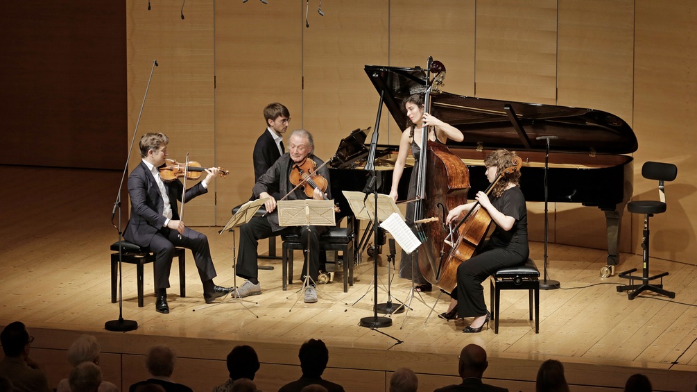 Renaud Capucon, Violine; Gérard Caussé, Viola; Julia Hagen, Violoncello, Lorraine Campet, Kontrabaß; Guillaume Bellom, Klavier. 