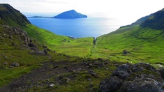 Küstenlandschaft der Faröer Inseln