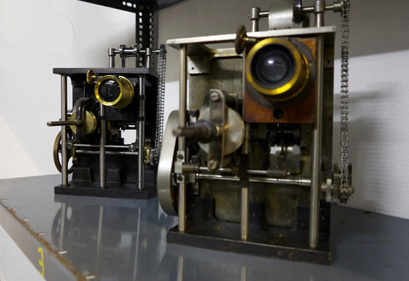 Historische Filmprojektoren