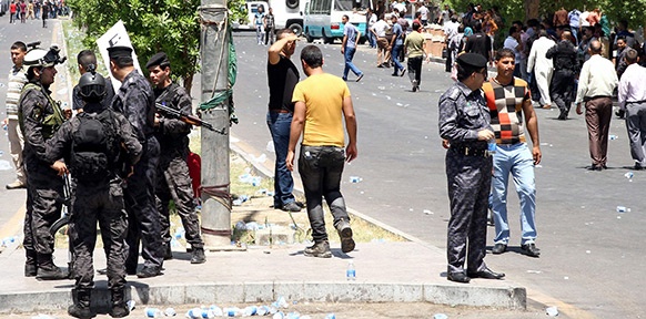 Polizisten auf den Straßen Bagdads