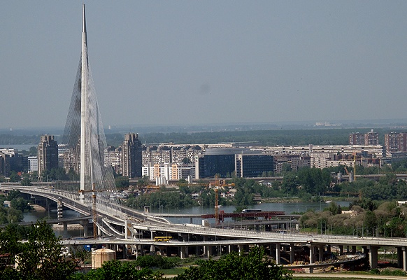 Blick vom Košutnjak auf Belgrad.