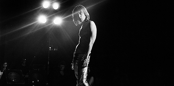 Mick Rock, Iggy Pop with 4 Lights, London, 1972