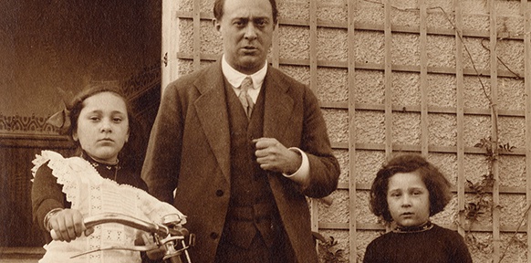 ARNOLD SCHöNBERG CENTER/HEINRICH SCHöNBERG Gertrude, Arnold und Georg Schönberg