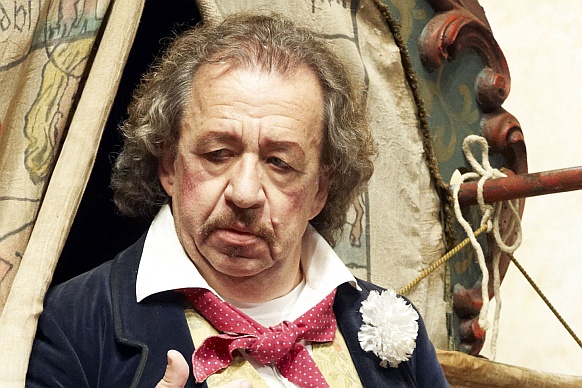 (C) WIENER STAATSOPER_MICHAEL PöHN Alfred Sramek