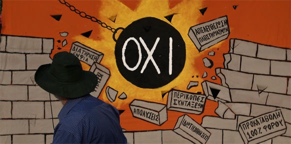 Passant vor Oxi-Graffiti