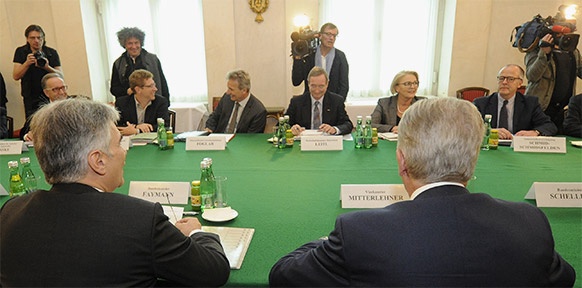 APA/HERBERT PFARRHOFER Arbeitsmarktgipfel mit den Sozialpartnern