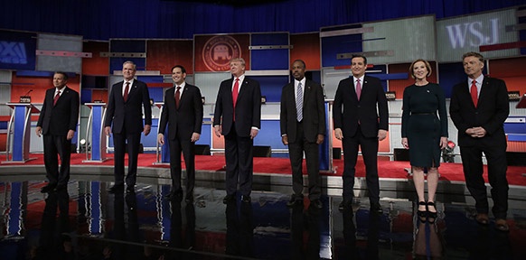 AFP PHOTO/JOSHUA LOTT John Kasich, Jeb Bush, Marco Rubio, Donald Trump, Ben Carson, Ted Cruz, Carly Fiorina und Rand Paul