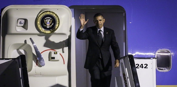 US-Präsident Obama steigt aus dem Flugzeug