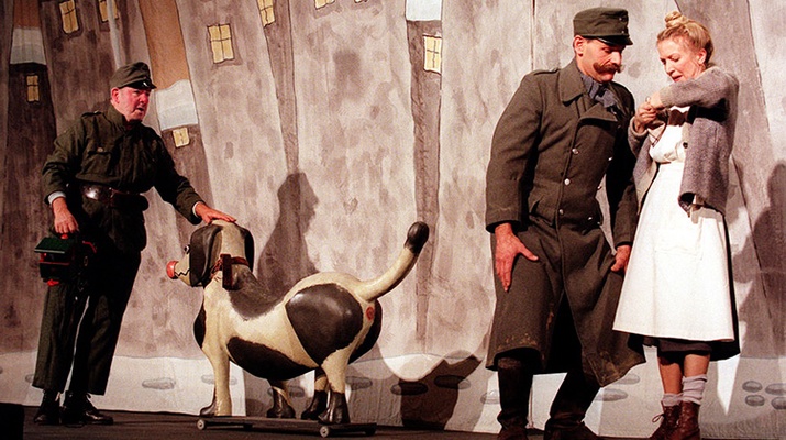 Die Abenteuer des braven Soldaten "Schwejk", Volkstheater 1995