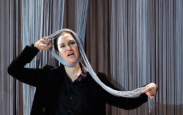 Cigdem Soyarslan als "Semiramide"