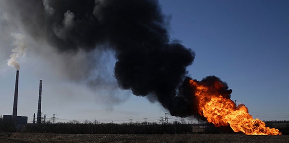 Brennende Gaspipeline in der Ukraine