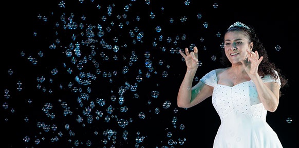 (C) SALZBURGER FESTSPIELE / SILVIA LELLI Cecilia Bartoli