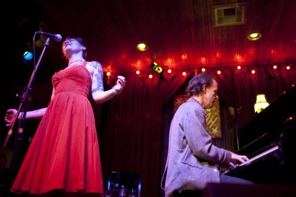 (C) PRIVAT Meschiya Lake, Tom McDermott