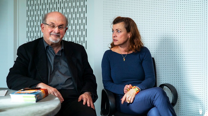 ORF/SCHIMMER Salman Rushdie un Renata Schmidtkunz