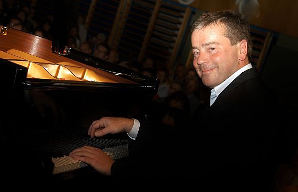 (C) VIENNA BLUES SPRING Martin Pyrker