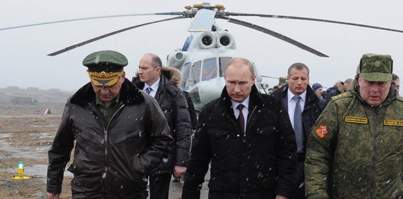 Putin vor einem Hubschrauber