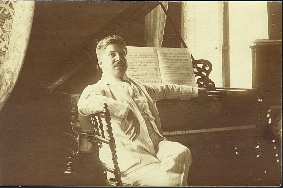 (C) SCHNABEL MUSIC FOUNDATION Artur Schnabel